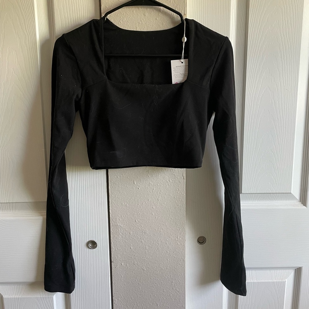 BuffBunny onyx Butter Long Sleeve Crop